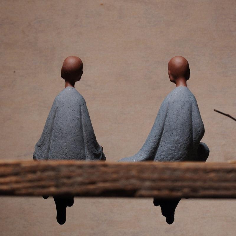 Escultura Monge Zen - Tazzi